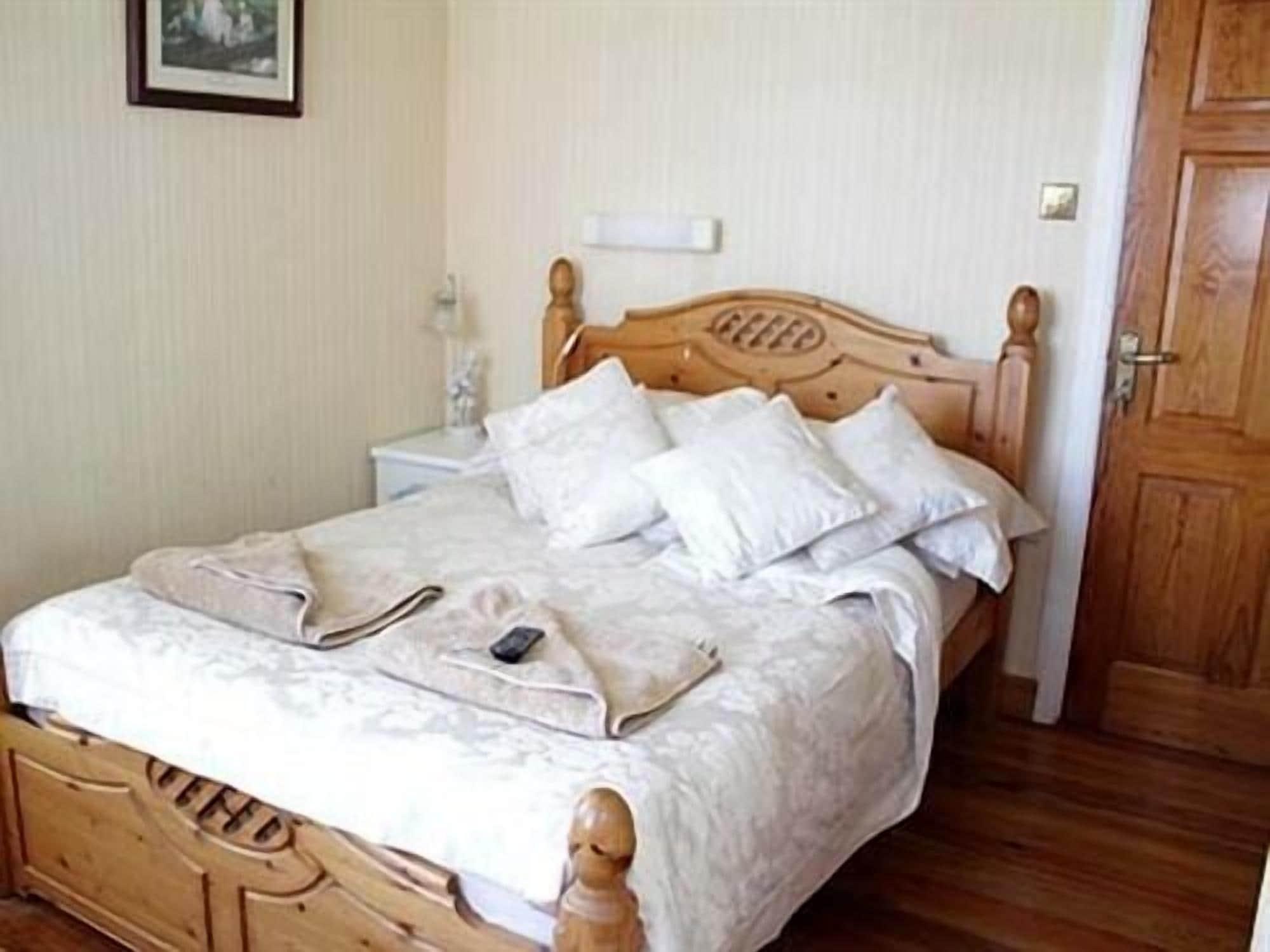 Brae-Mar B&B Portrush Exterior photo